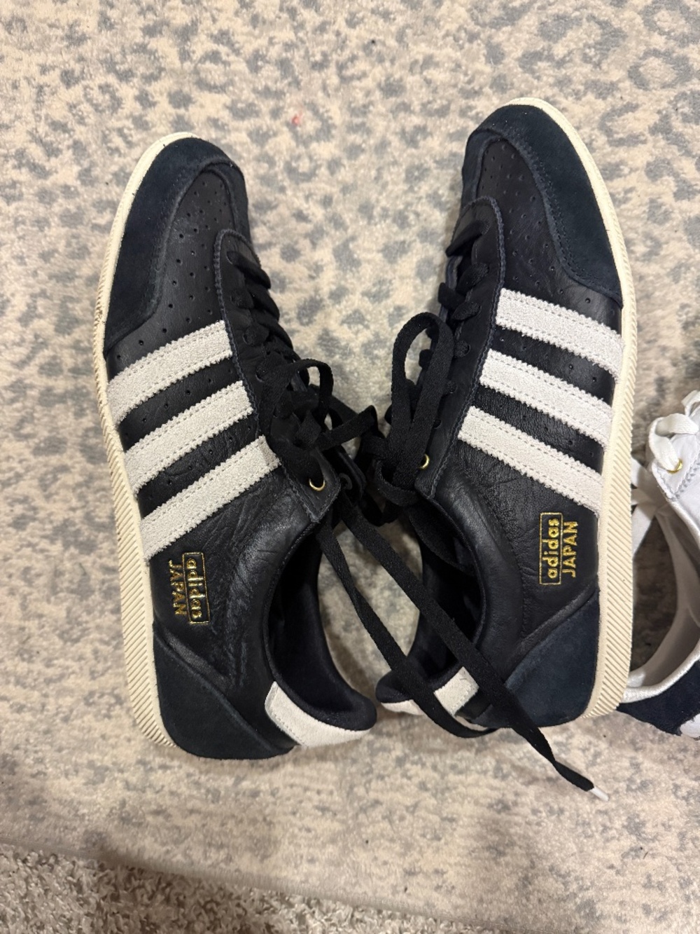 Adidas Japan women’s marked 7.5 actual size 8.5